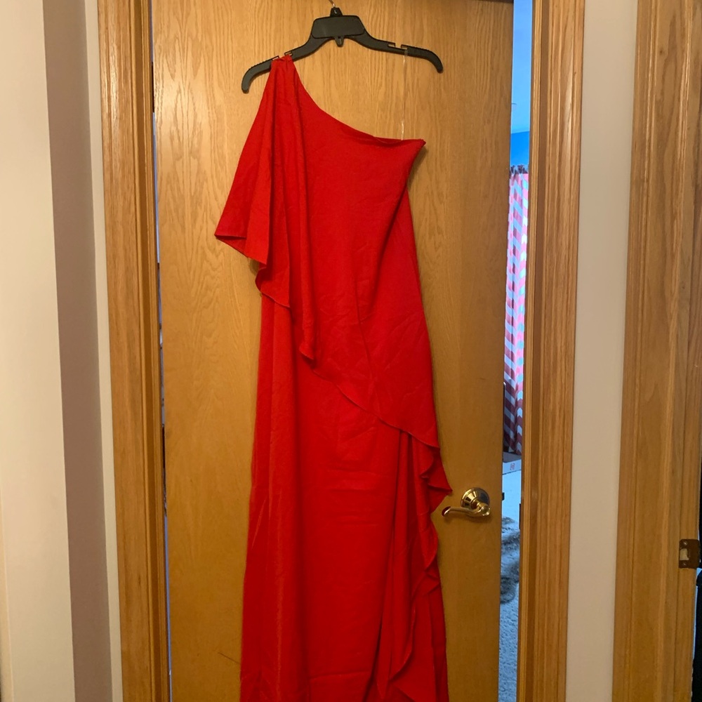 Elegant Red One-Shoulder Dress